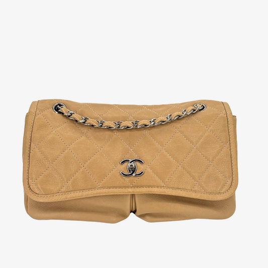 CS024 - CHANEL Vintage Beige Lambskin Natural Beauty Split Pocket Flap Bag