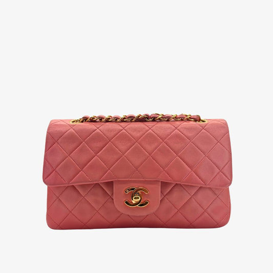 CS055 - CHANEL Vintage Pink Lambskin 23cm Classic Flap Bag