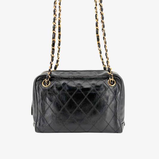 RE047 - CHANEL Vintage Black Lambskin Quilted Shoulder Bag