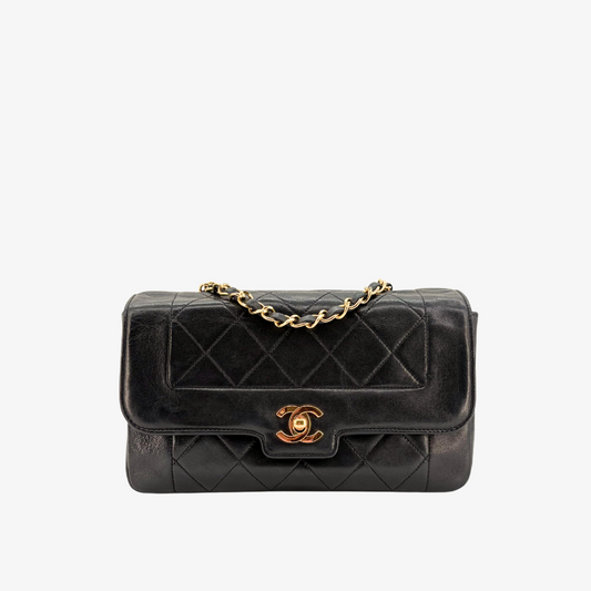 CS035 - CHANEL Vintage Black Lambskin Single Chain Flap Bag