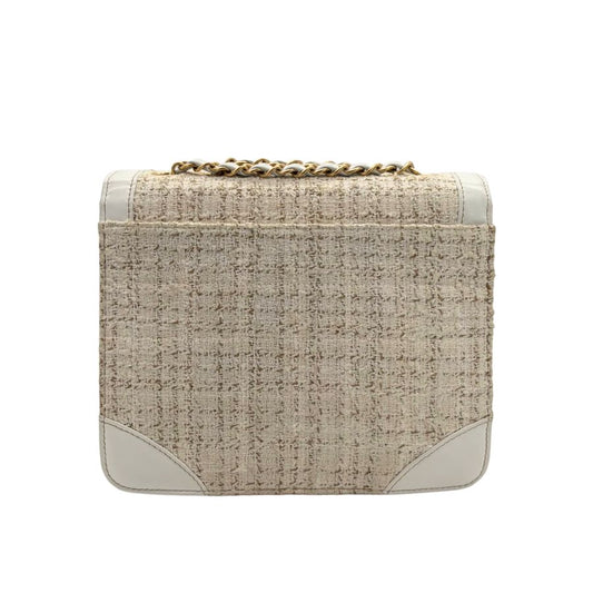 CS068 - CHANEL Vintage White/Beige Tweed Square Flap Bag