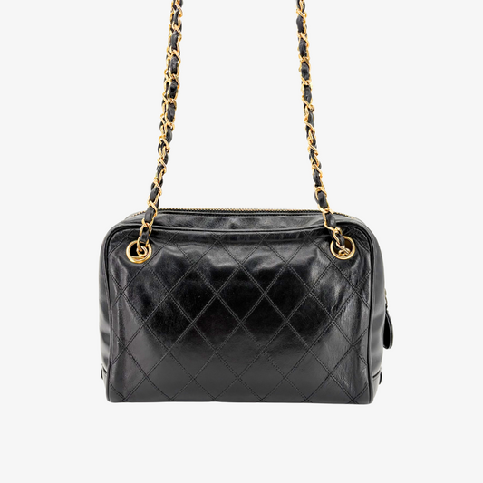 RE047 - CHANEL Vintage Black Lambskin Quilted Shoulder Bag