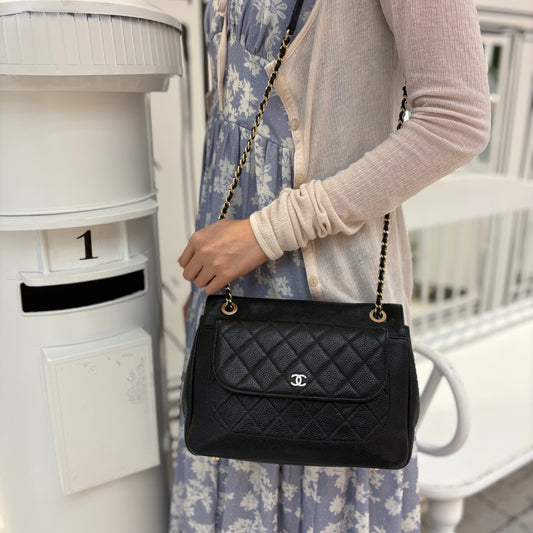 JAH220 - Chanel Vintage Black Caviar Leather Flap Bag