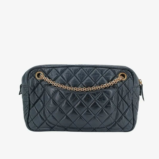 c477-chanel-vintage-black-calfskin-255-chain-camera-bag