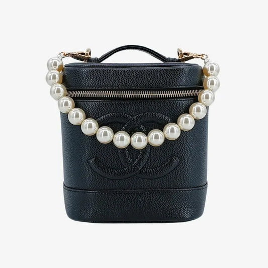ra196-chanel-vintage-black-caviar-leather-cosmetic-bag