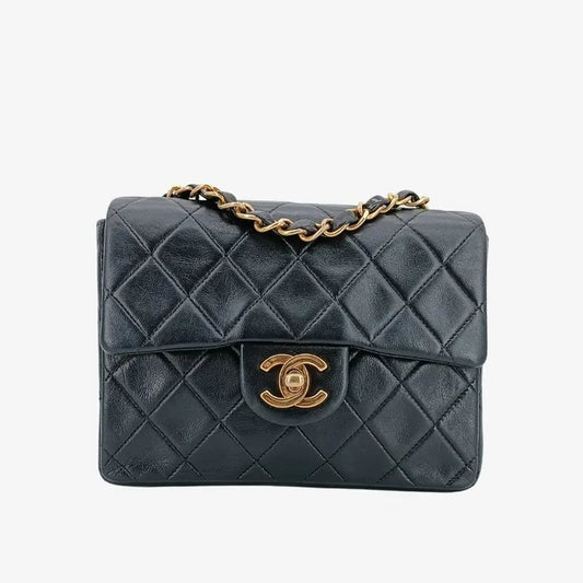 js898-chanel-vintage-black-lambskin-17cm-mini-square-flap-bag