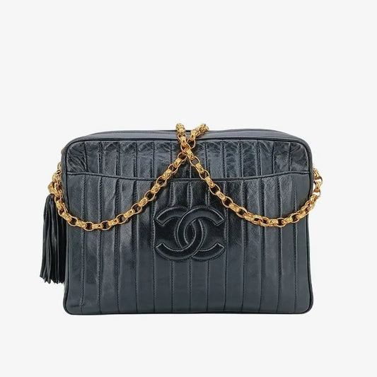 jt656-chanel-vintage-black-lambskin-tassels-gold-chain-camera-bag