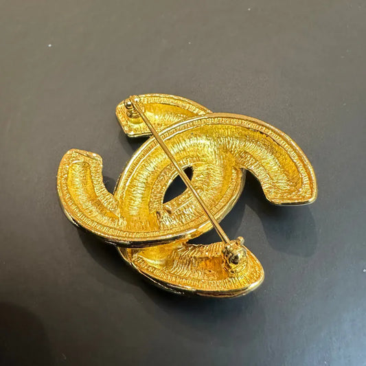 jy296-chanel-vintage-cc-logo-gold-brooch