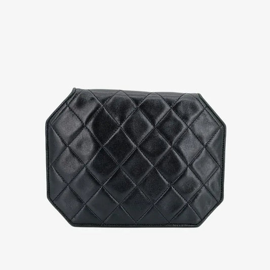 js689-chanel-vintage-black-lambskin-octagonal-flap-bag