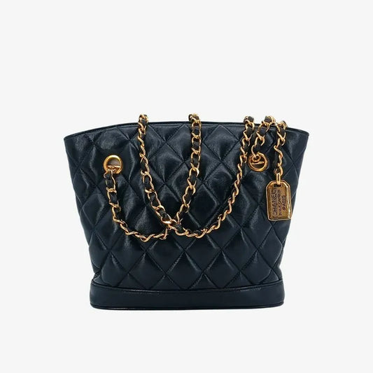 ra121-chanel-vintage-black-lambskin-quilted-shoulder-bag