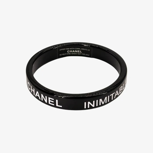 JW782 - CHANEL Black Acrylic Rouge Coco Shine Bracelet
