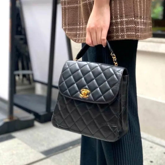 js503-chanel-vintage-black-lambskin-quilted-flap-bag