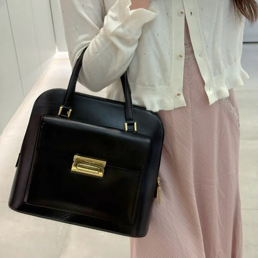 JX909 - SALVATORE FERRAGAMO Vintage Dark Brown Calf Leather Front Pocket Shoulder Bag