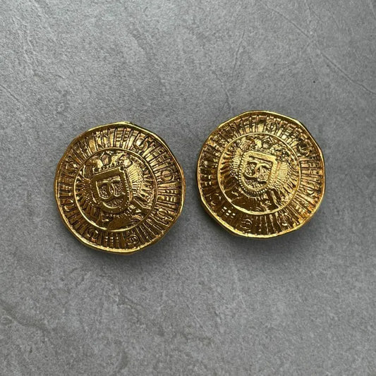 rb610-chanel-vintage-roman-coin-disc-clip-on-earrings