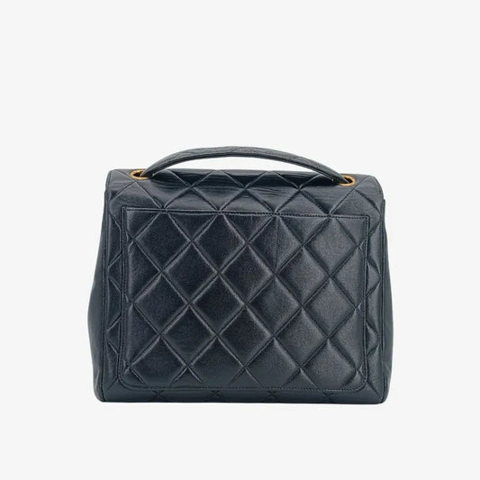 jr619-chanel-vintage-black-lambskin-quilted-flap-bag