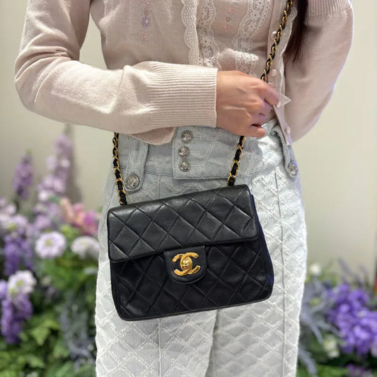 rc659-chanel-vintage-black-lambskin-17cm-mini-square-flap-bag