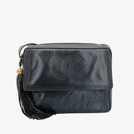 jr611-chanel-vintage-black-lambskin-camera-bag