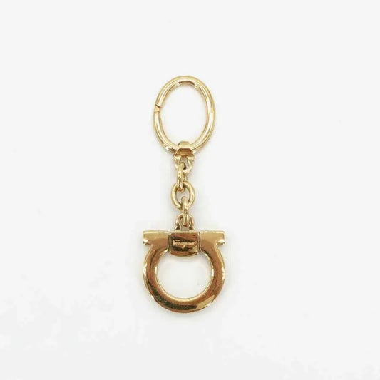 jq155-salvatore-ferragamo-gold-key-ring