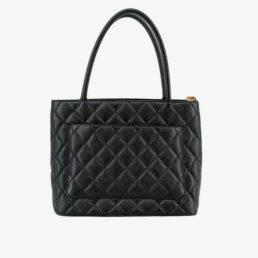 js431-chanel-vintage-black-caviar-leather-1804-tote-bag