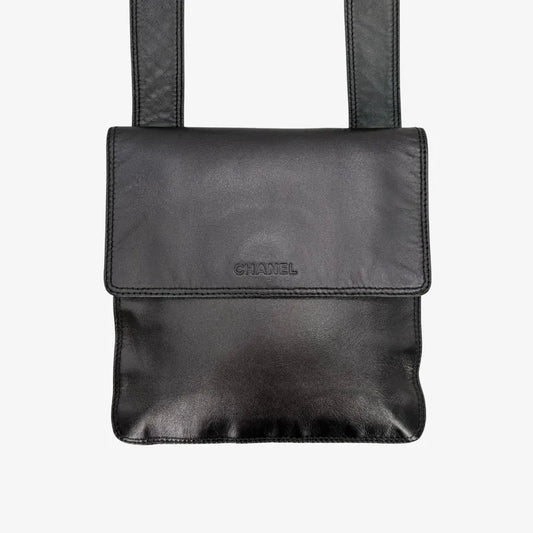 JAH211 - CHANEL Vintage Metallic Grey Lambskin Flap Bag