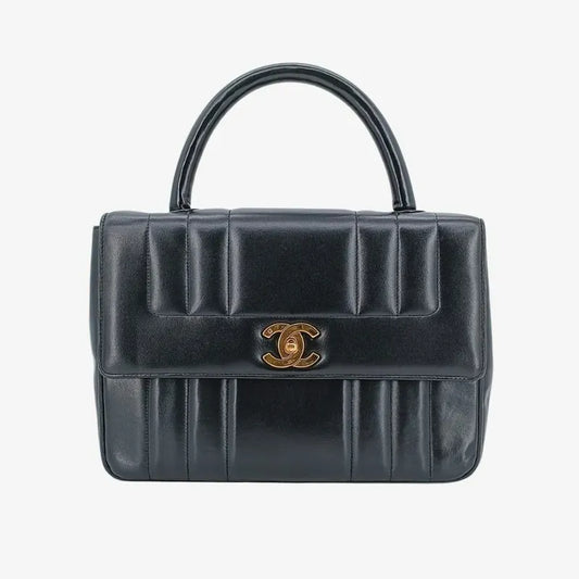 ra658-chanel-vintage-black-lambskin-vertical-flap-handbag