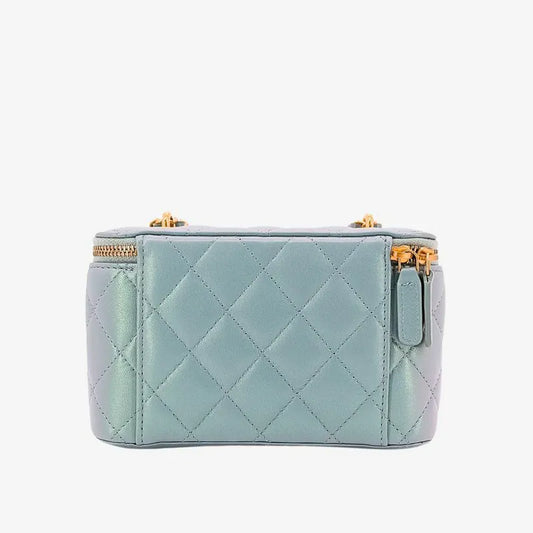 c493-chanel-metallic-light-green-lambskin-long-vanity-case