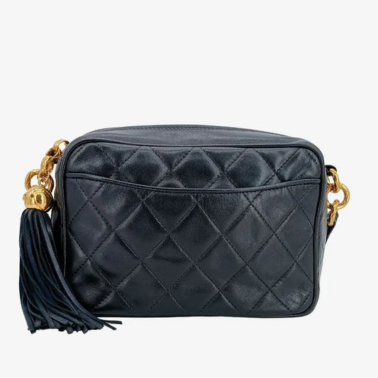js491-chanel-vintage-black-lambskin-quilted-tassels-camera-bag