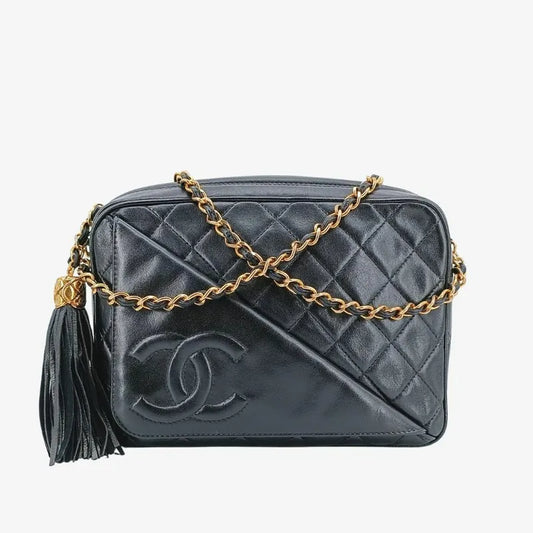 jt135-chanel-vintage-black-lambskin-quilted-camera-bag