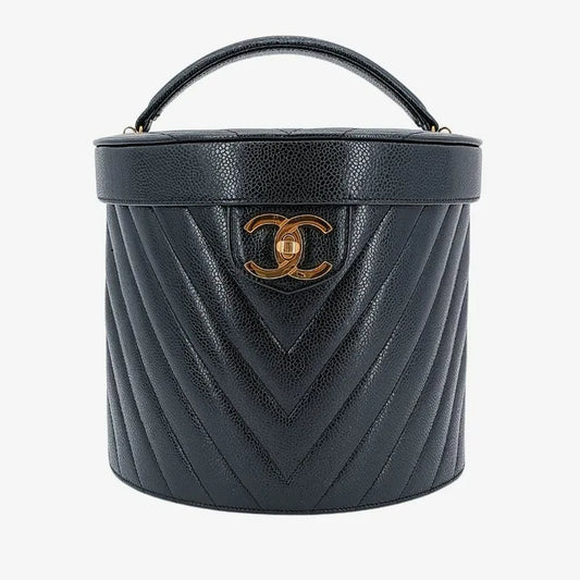 jr289-chanel-vintage-black-caviar-leather-chevron-cosmetic-bag