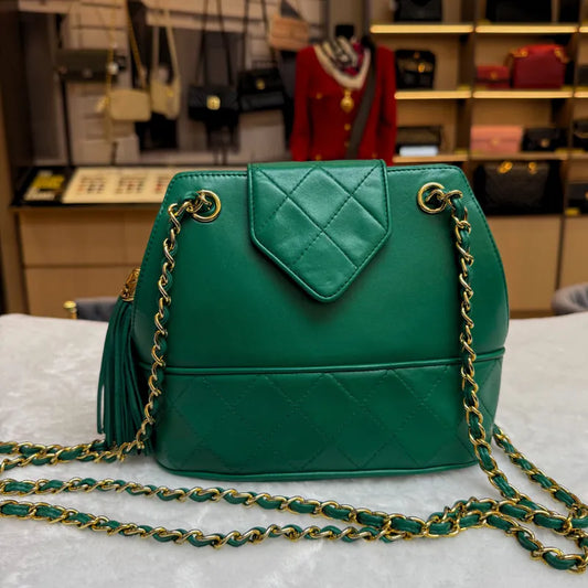 jw477-chanel-vintage-green-lambskin-quilted-flap-bag