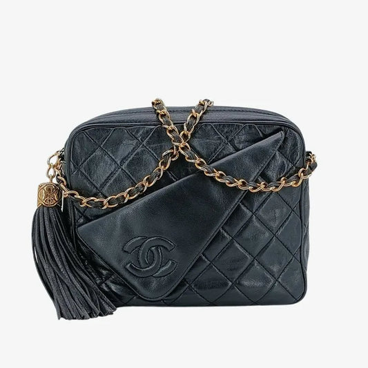 ra699-chanel-vintage-black-lambskin-quilted-camera-bag