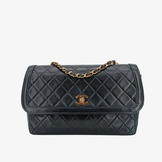 jr533-chanel-vintage-black-lambskin-quilted-flap-bag