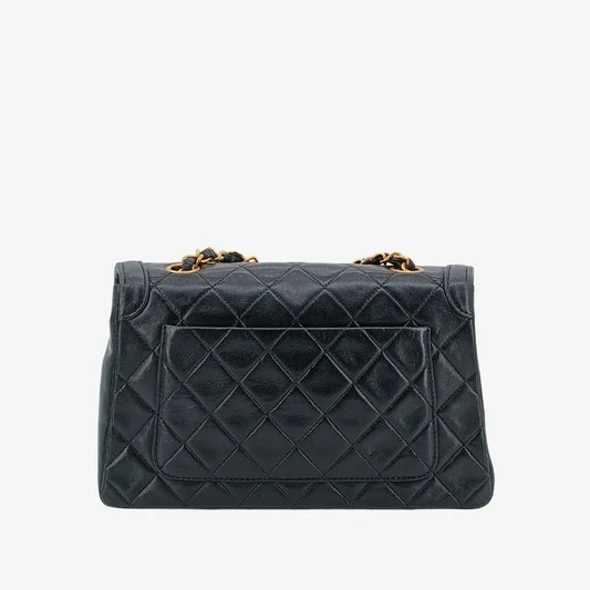 jt227-chanel-vintage-black-lambskin-quilted-flap-bag