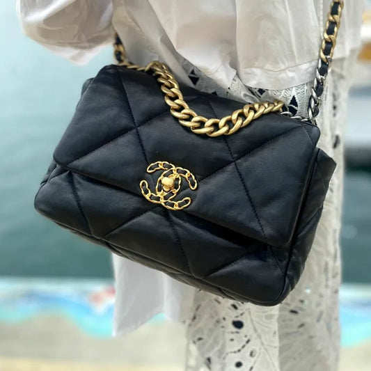 ra243-chanel-black-shiny-lambskin-quilted-19-shoulder-bag