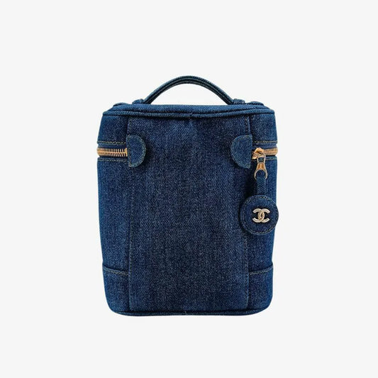ra980-chanel-vintage-blue-denim-cosmetic-bag