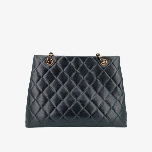 js661-chanel-vintage-black-lambskin-quilted-tote-bag
