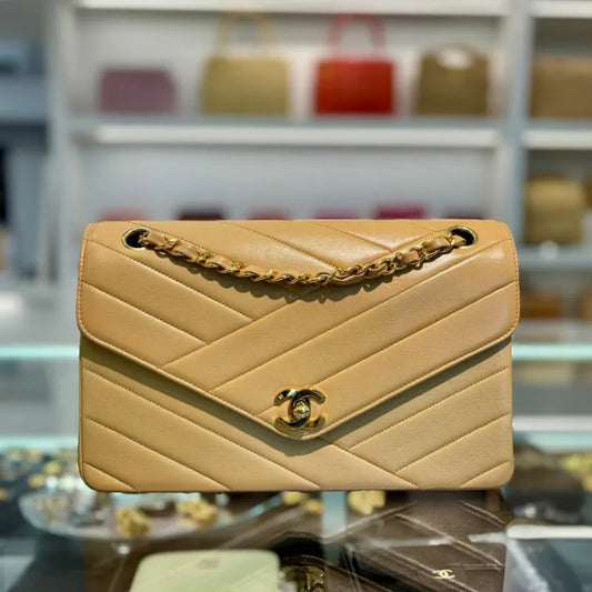 rc143-chanel-vintage-beige-lambskin-cross-stripe-flap-bag