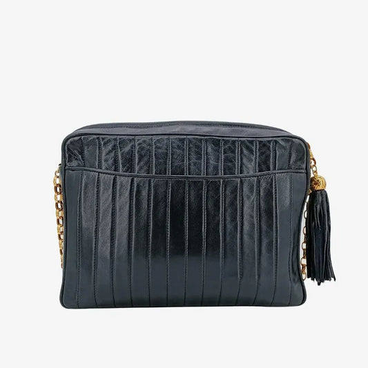 jt656-chanel-vintage-black-lambskin-tassels-gold-chain-camera-bag
