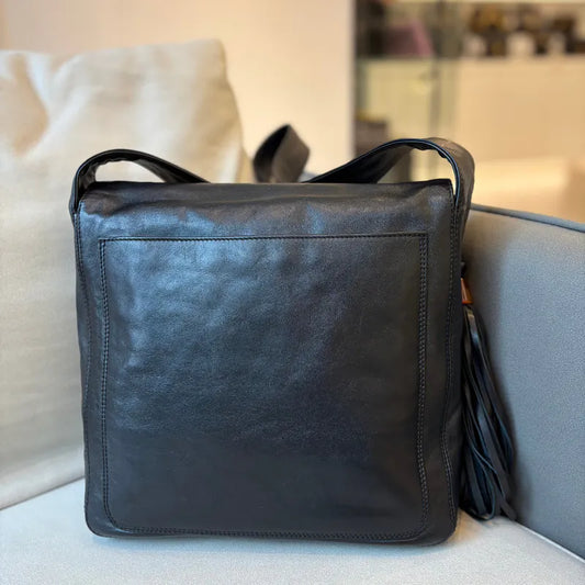 rb143-chanel-vintage-black-lambskin-flap-bag