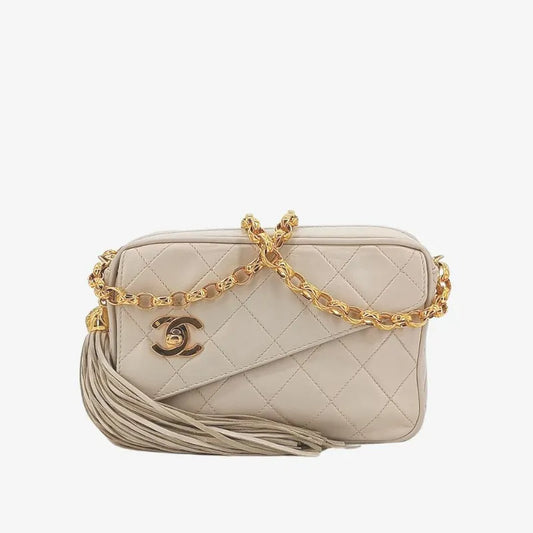 jt657-chanel-vintage-beige-lambskin-gold-chain-camera-bag