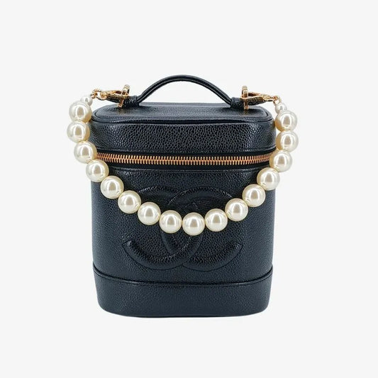 jah133-chanel-vintage-black-caviar-leather-cosmetic-bag