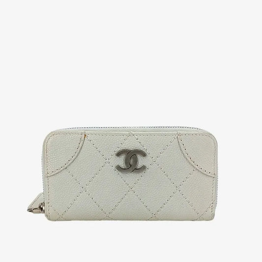 ra024-chanel-vintage-white-caviar-leather-zipped-coin-purse