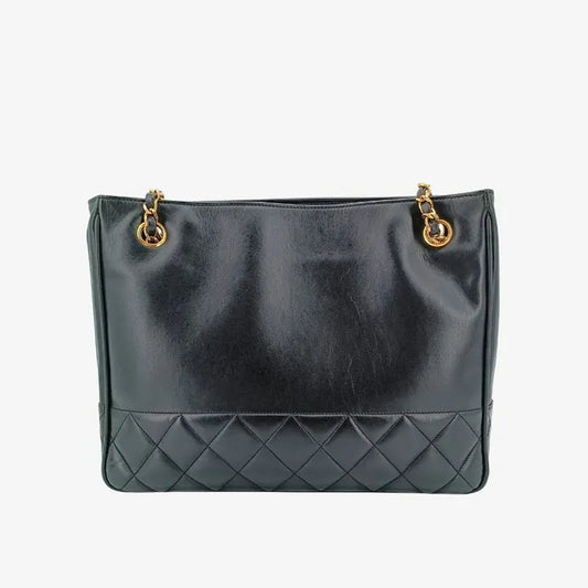 jt025-chanel-vintage-black-lambskin-quilted-tote-bag
