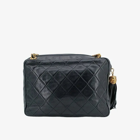 c332-chanel-vintage-black-lambskin-tessel-camera-bag