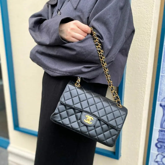 js536-chanel-vintage-black-lambskin-23cm-double-side-flap-bag