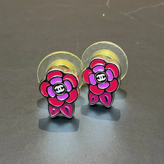 rc762-chanel-red-camellia-earrings