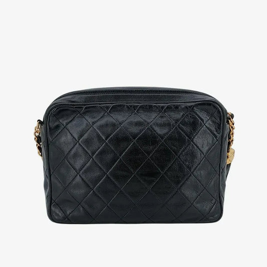 jah131-chanel-vintage-black-lambskin-tassel-camera-bag