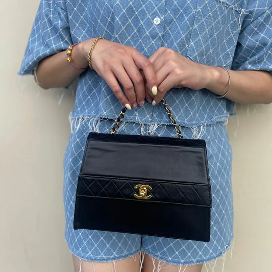 rb120-chanel-vintage-black-lambskin-trapezoid-flap-bag