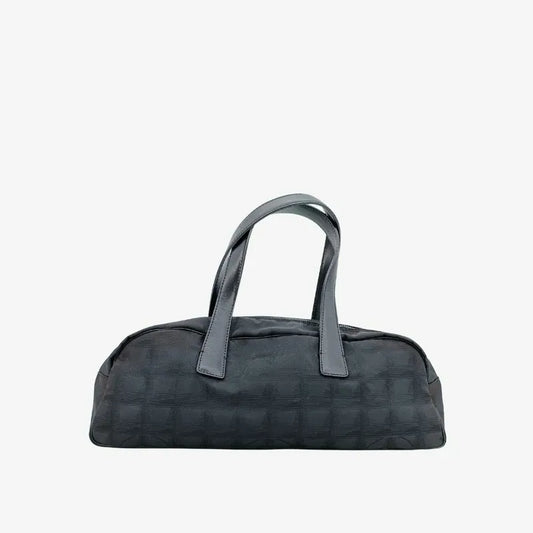 js905-chanel-vintage-black-nylon-handbag