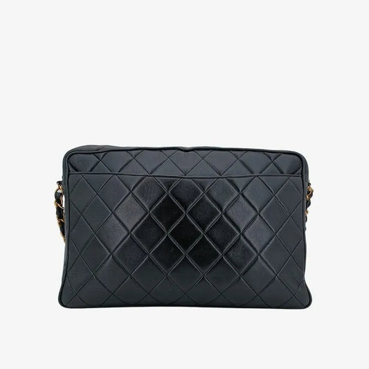 jr201-chanel-vintage-black-lambskin-pocket-camera-bag